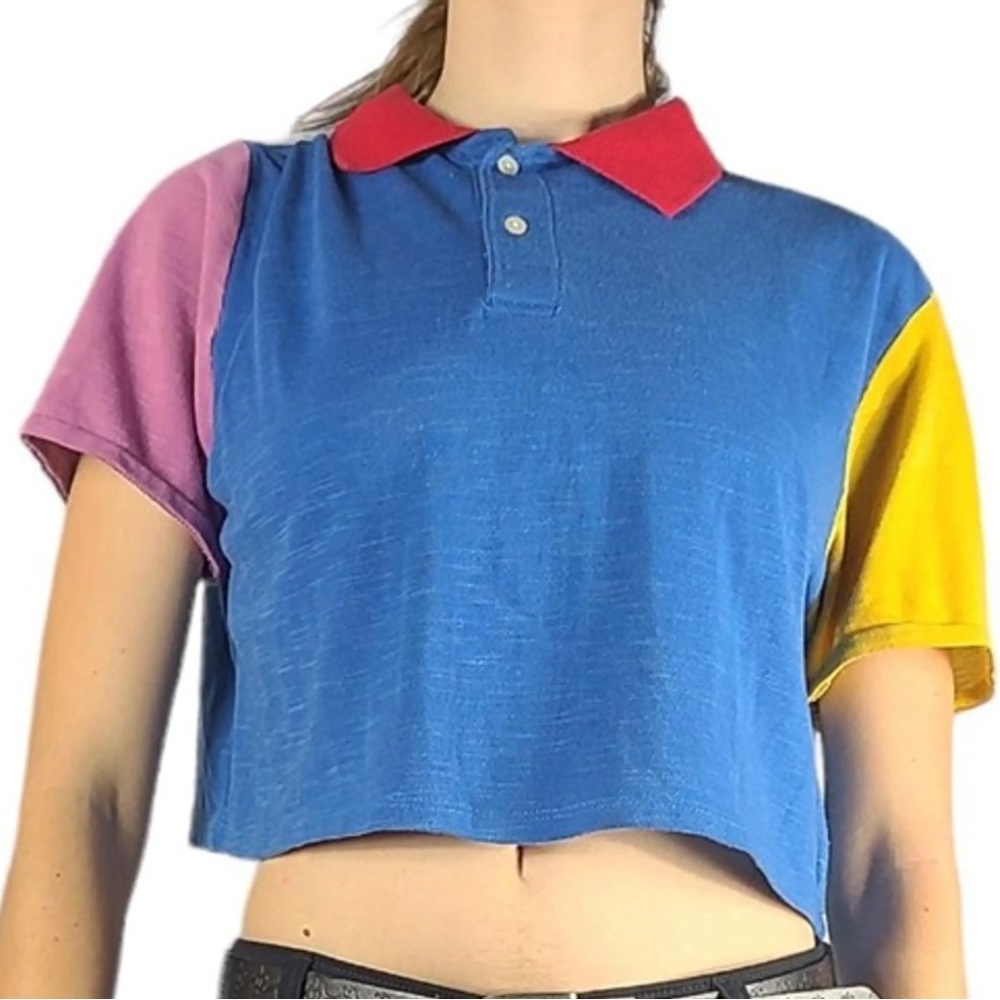 Colorblock cropped t-shirt with collar